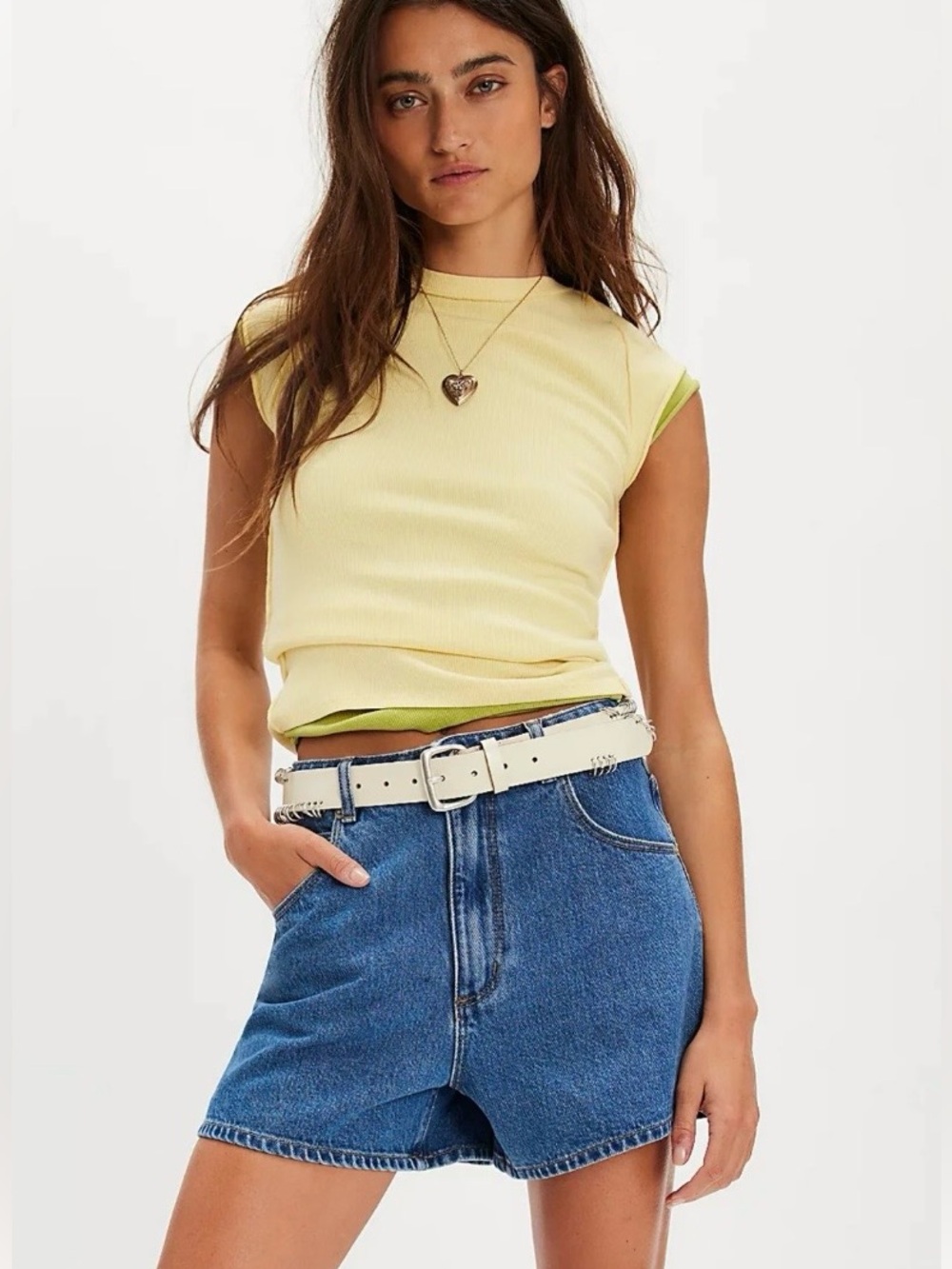 Rollas 32 Mirage Short high waisted River Blue relaxed fit organic cotton